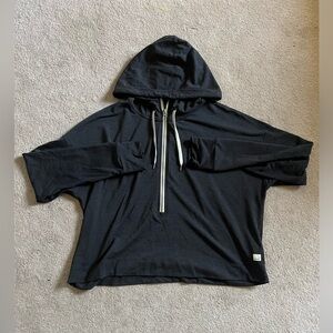 Vuori charcoal vista half zip hoodie